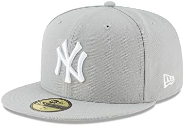 NY Yankees Fitted Hat: Classic Style!